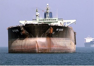 رویترز: ایران، رقیب سرسخت آمریکا در بازار نفت سبک آسیا