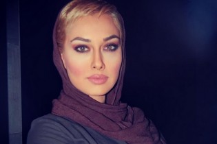 کشف حجاب بازیگر زن ایرانی