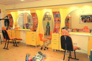 تعزیرات حکومتی 47 آرایشگاه زنانه را پلمپ کرد