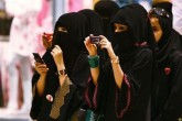 آل سعود برای آرام نگه داشتن جو داخلی عربستان به حضور زنان در انتخابات تن داد