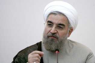 روحانی  تمام قد از "مینو خالقی" دفاع کرد