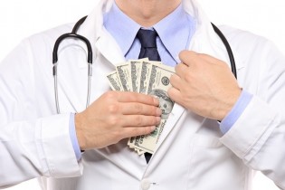 درآمدهای میلیاردی پزشکان داوطلبان را برای انتخاب رشته پزشکی وسوسه می کند