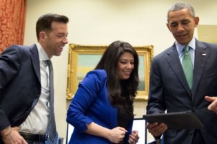 اوباما ازدواج دستیار ایرانی تبارش را تبریک گفت