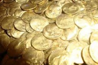 ماجرای سکه‌های تقلبی در بازار چیست