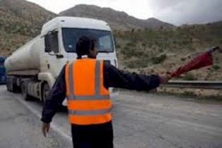 ممنوعیت تردد کامیون وتریلی در محور استان گیلان