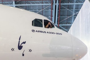 اولین فروند از هواپیماهای بوئینگ ۷۷۷ فروردین ماه ۹۷ تحویل ایران می شود
