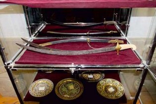 شمشیر نادرشاه در روسیه سرقت شد