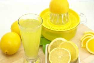 تسکین درد میگرن با ترکیب لیمو و نمک