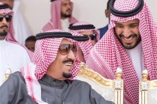 پادشاه عربستان امور کشور را به پسرش واگذار کرد