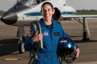 گفتگو با "یاسمین مقبلی" فضانورد ایرانی‌«ناسا»