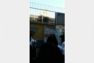 آتش سوزی مدرسه شهید طبرسی منطقه 7 تهران را به تعطیلی کشاند