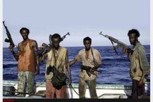 دزدان دریایی 2 ایرانی را به رگبار بستند