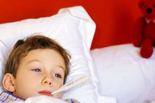 با علائم و درمان سرماخوردگی و آنفولانزا در کودکان آشنا شوید