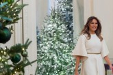 تصاویر / اولین کریسمس ملانیا ترامپ و خانواده‌اش در کاخ سفید