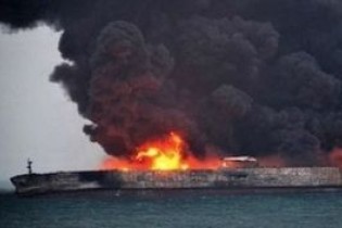 آیا برخورد کشتی چینی با نفتکش ایرانی عمدی بود؟