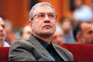 ایران، خروج پیکرهای جانباختگان از نفتکش غرق شده را پیگیری می‌کند
