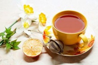 فواید چای برای سلامت چشم