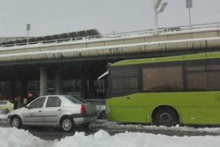 جابجایی مسافران از فرودگاه امام به تهران با اتوبوس‌های VIP
