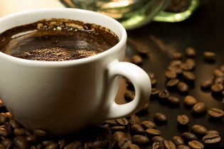 خوردن قهوه تلخ در پیشگیری از افسردگی موثر است