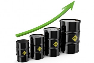 قیمت نفت از ۶۶ دلار گذشت