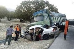 29 کشته و زخمی براثر تصادف پراید با کامیون
