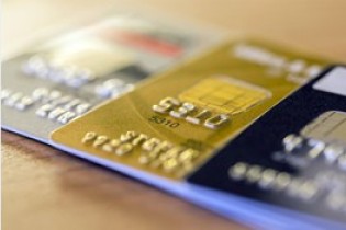 بانک های خصوصی کارت اعتباری خرید کالا صادر می کنند