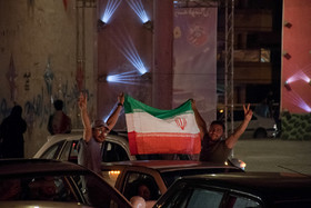 شادی مردم ارومیه پس از برد ایران مقابل مراکش