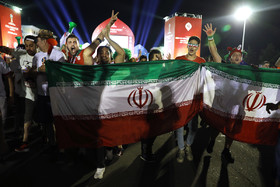 هوادران تیم ملی ایران در فن فست سارانسك در شب قبل از بازی ایران پرتغال