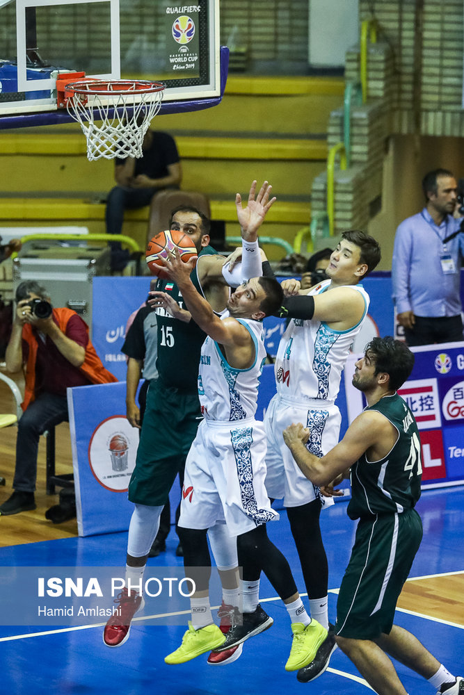 مسابقه بسکتبال ایران و قزاقستان