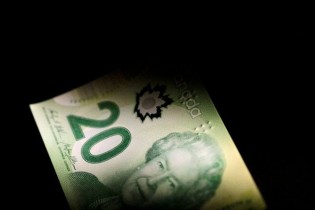 دلار کانادا در بالاترین سطح ۷ هفته اخیر قرار گرفت