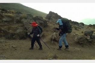 کودک 8 ساله قله دماوند را فتح کرد + تصاویر