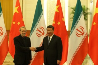 توییت ظریف در خصوص محور صحبت‌های لاریجانی با رئیس‌جمهور چین