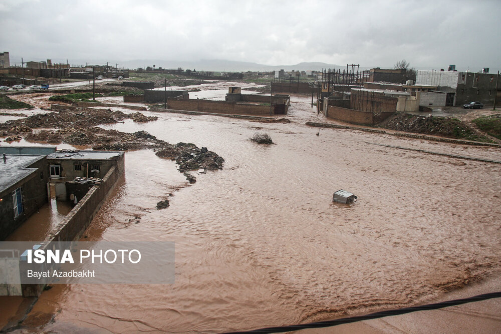 سیلاب در استان لرستان جاری شدن سیل در شهر کوهدشت