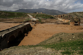 تخریب پل کشکان و قطع ارتباط بین کوهدشت و خرم آباد پس از سیلابهای اخیر
