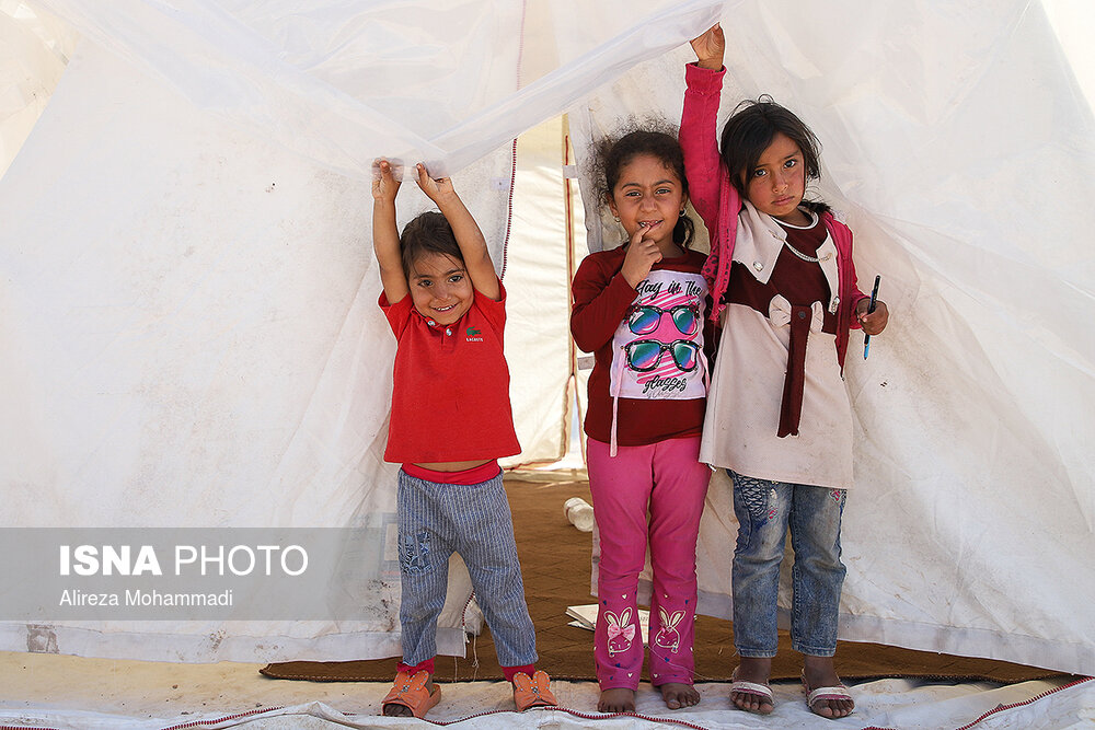 امداد فرهنگی به کودکان در مناطق سیل‌زده خوزستان