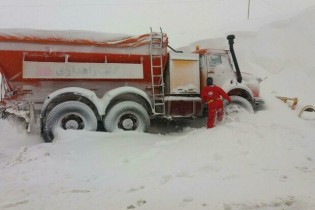 آخرین وضعیت جوی و ترافیکی راه‌های کشور/بارش برف در ارتفاعات چالوس