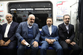 محمود واعظی در مراسم افتتاح خط ۶ متروی تهران با حضور رییس جمهور