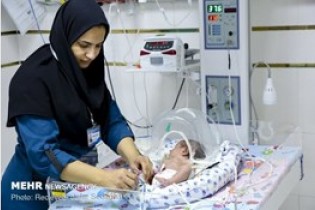 نوزاد 45 روزه آبادانی پس از انجام 14 بار احیای قلبی نجات یافت