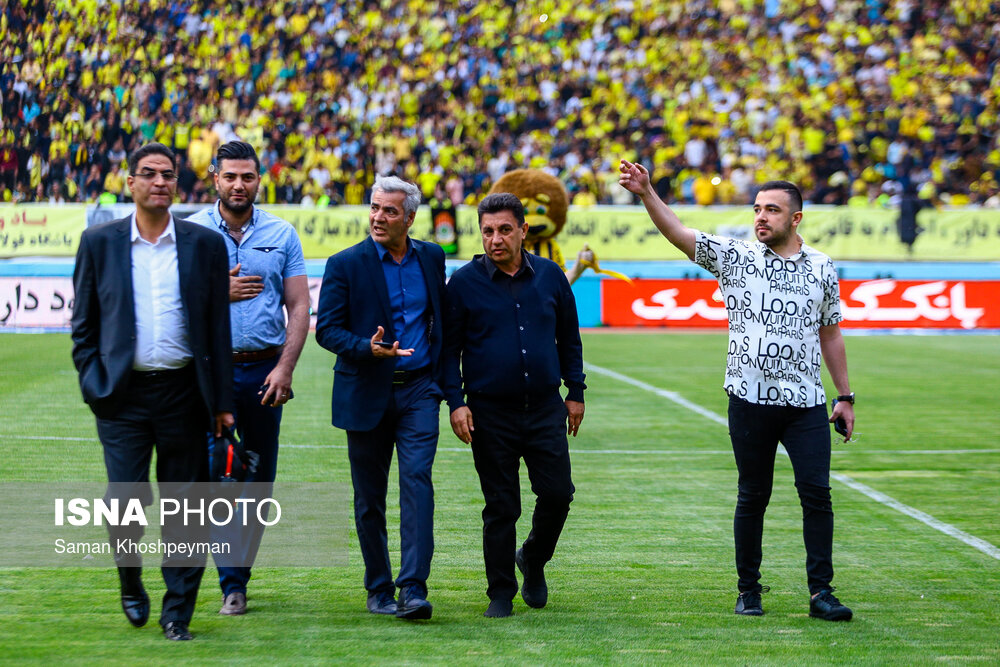 مرحله نیمه نهایی جام حذفی فوتبال ایران، تیم‌های سپاهان و پرسپولیس