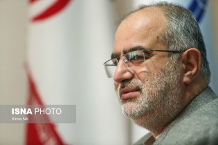 مشاور روحانی: ظریف در حال تبدیل شدن به ماندلای ایران است
