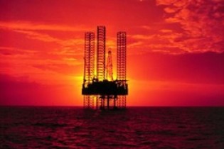 ایران، رتبه یازدهم مصرف نفت در جهان/آمریکا در صدر