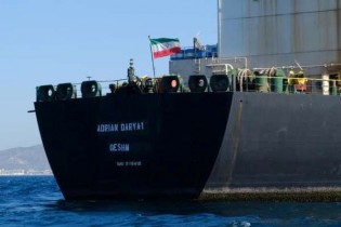 تحریم نفتکش ایران نشانگر چهرۀ قلدرمآب آمریکا