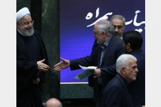 کنایه روحانی: وزیر سابق آموزش و پرورش به عشق شما نمایندگان استعفا داد