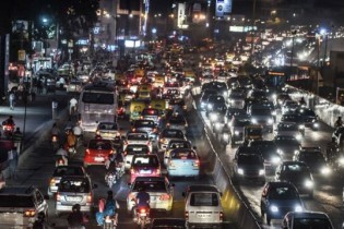 ترافیک سنگین در ورودی پنج استان