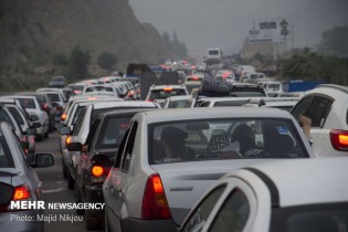 ترافیک نیمه سنگین در آزاد راه کرج به تهران/ هشت محور مسدود هستند