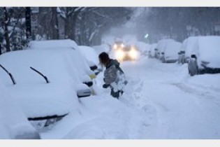 بارش برف زودهنگام شهروندان کانادایی را غافلگیر کرد