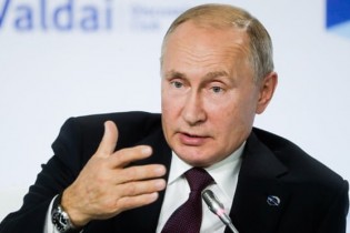 پوتین: روسیه از عامل حمله به نفت‌کش ایرانی و آرامکو اطلاعی ندارد