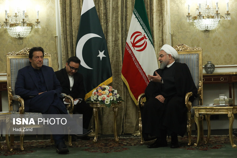 دیدار حسن روحانی با نخست وزیر پاکستان