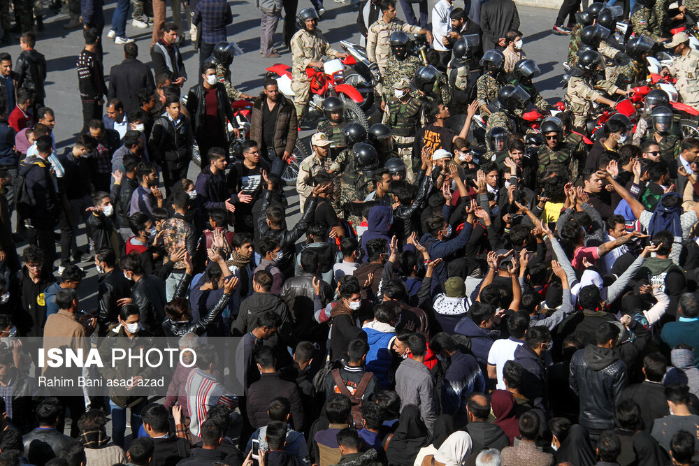 اعتراضات امروز در پی گرانی و سهمیه‌بندی بنزین - کرمان