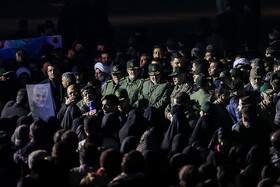 حضور جمعی از فرماندهان نظامی در مراسم استقبال از پیکر شهدای مقاومت در فرودگاه قدر تهران